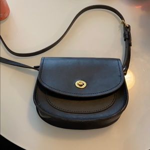 Tanner Goods Vanguard leather crossbody saddle bag